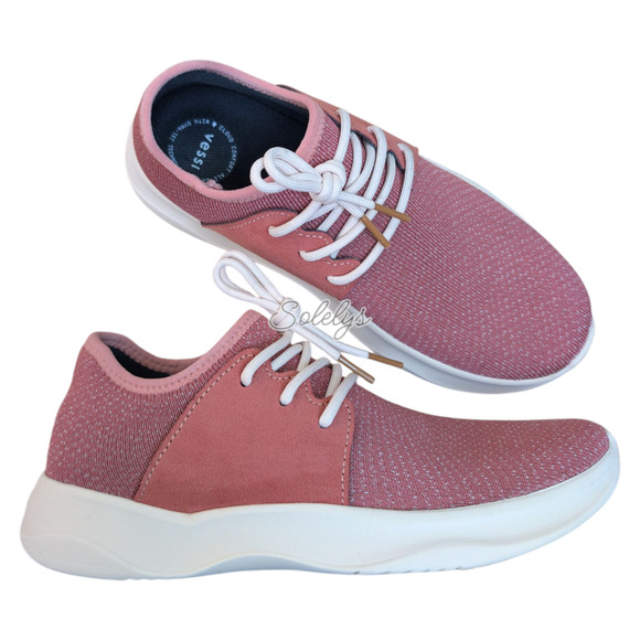 Vessi Everyday Classic Waterproof Womens 8 Cherry Red On Off White Knit Sneaker - Picture 1 of 12